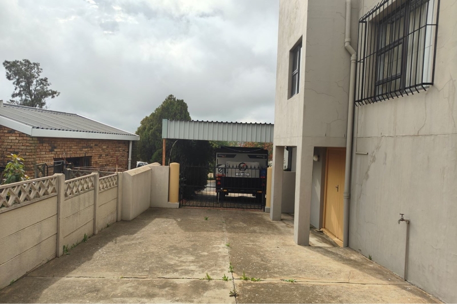 4 Bedroom Property for Sale in Moorreesburg Western Cape
